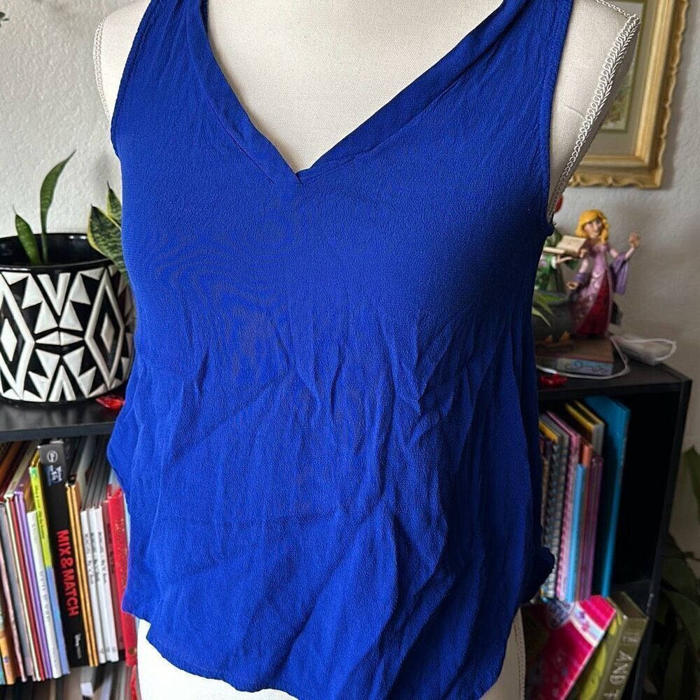 Elodie Size Small Blue cross cross back Blouse - Picture 3 of 4